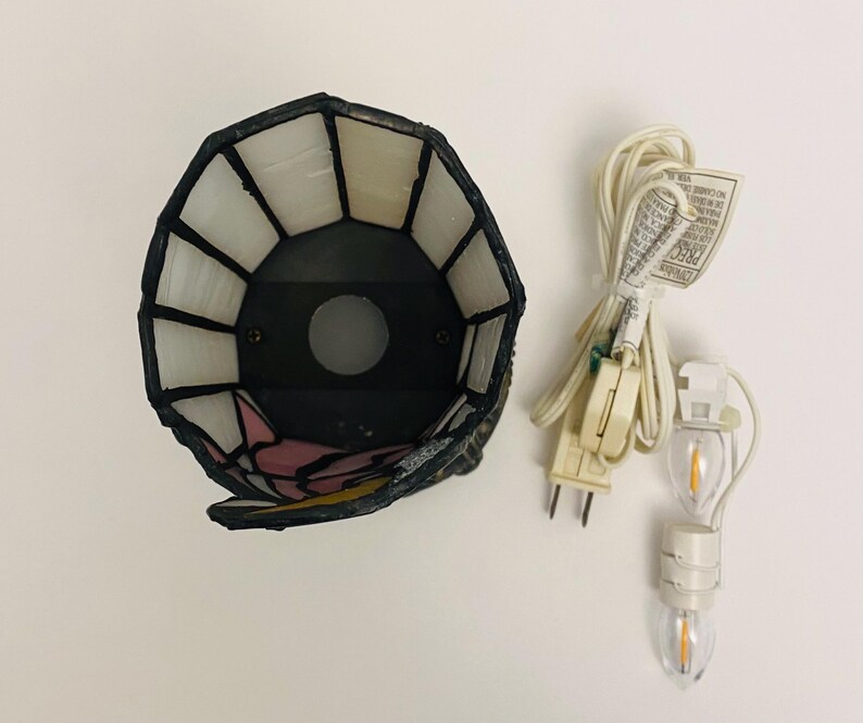 Vintage Stained Glass Angel Motif 8 Tall Lamp. Tested/working. Etsy