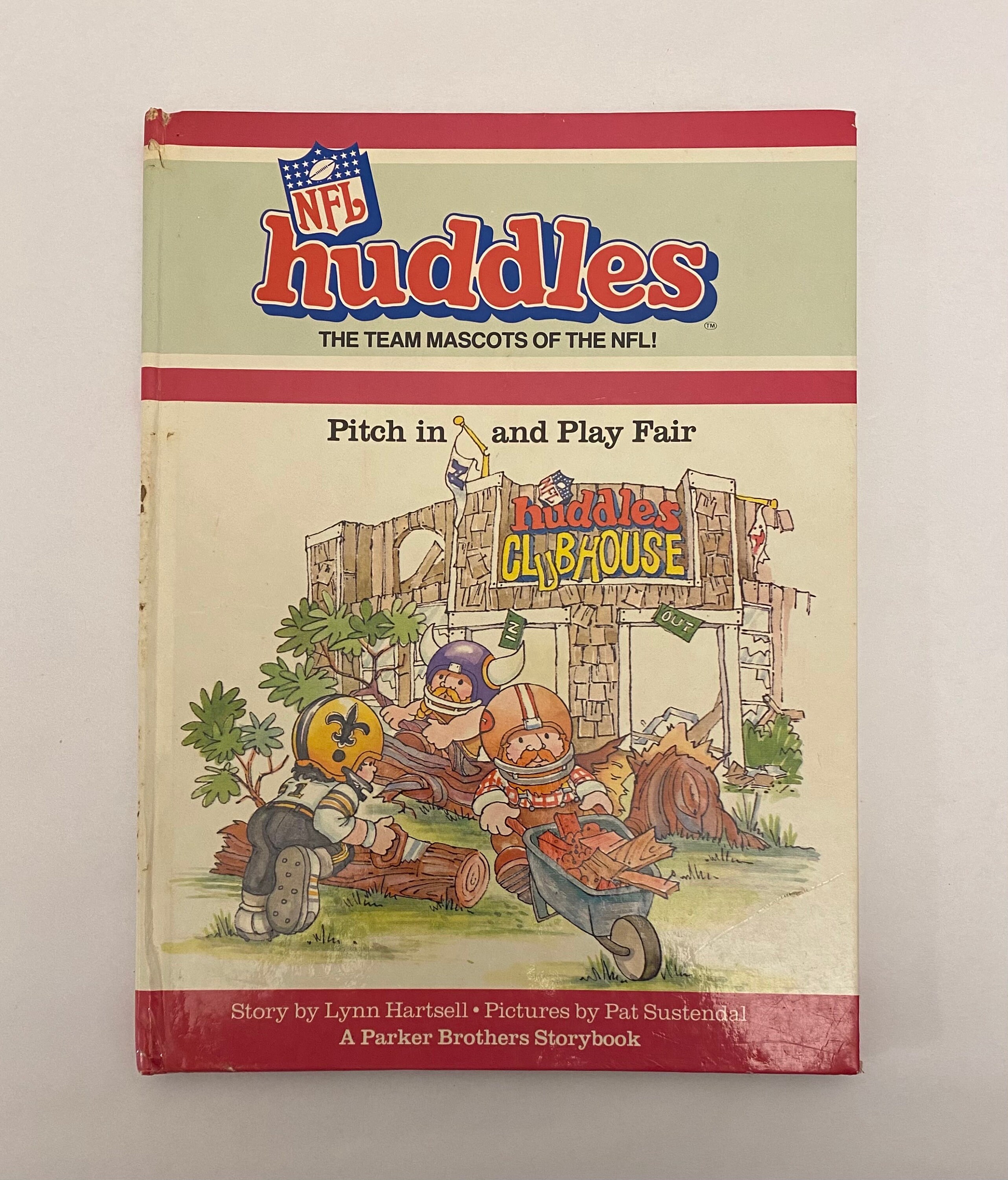 Vintage Parker Brothers “pitch in & Play Fair” HC Book (NFL