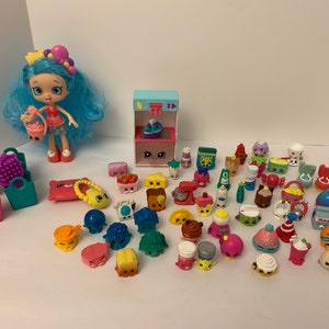 Shopkin Toys Unique Characters w/ Case NEW Lot of 49 Shopkins