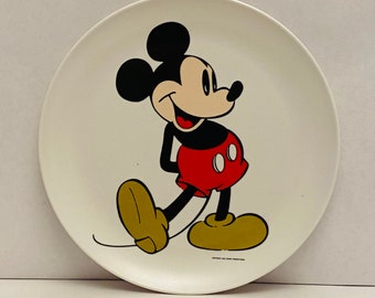 Vintage 1970's Melamine 9" Mickey Mouse Plate (1) Walt Disney Productions.