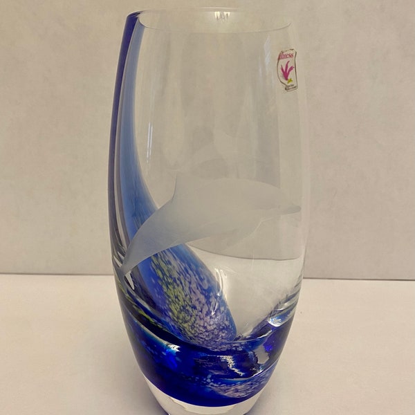 Vintage 7.75” Caithness Etched Art Glass Seascape Dolphin Vase Scotland.