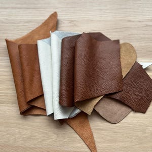 Assorted Leather Scraps (1 lb / 0.5kg) – Genuine Leather Pieces for DIY Crafts & Repairs