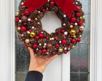 Winter Pine Cone Wreath / Christmas Wreath / Front Door Decoration / Unique Wreath