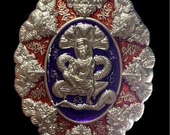 Amuleto tailandés Máscara Púrpura Phra Jatukam Ramathep Rian Temple Box Lp Chote Lp Choke Wat Phutthaisawan Año BE 2566 CE 2023
