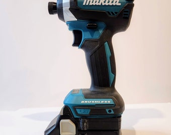 Heavy Duty Metabo HPT / Hitachi / Hikoki 18v Low Profile Battery Adapter for Makita 18v tools