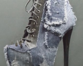 Denim Plateau Stiefel mit Spikes