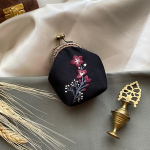 Hand Embroidered Coin Purse, Vintage Black Clip Wallet with Cottagecore Floral Design, Perfect Gift for Birth Flower Lover, Mothers Day Gift