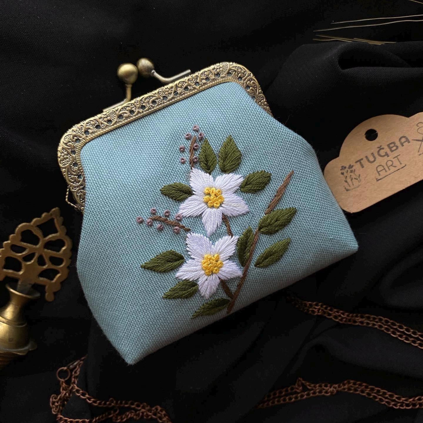 財布・ケース・小物入れ antique embroidery coin parse il_fullxfull.5908075370_g4h4.jpg