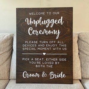 Cérémonie Unplugged et choisissez une place Décoration de mariage en bois rustique Bois foncé personnalisé Choisissez un siège image 1