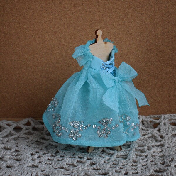 Miniature dress for dollhouse and roombox 1/12 scale.  Hanger mannequin included