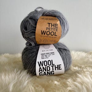 Soft Natural Fiber, Cozy Gray Tones, Premium Quality Yarn, Chunky Wool Bundle, Warm Hand Knit Supplies, Bulky Weight for Winter Accessories