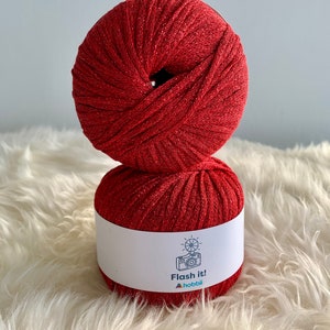 Hobbii Flash It! Red Glitter Yarn Bundle: Medium Weight