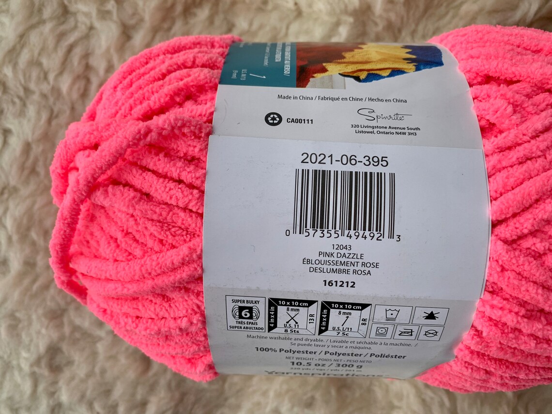 Bernat Blanket Brights Yarn 100 Polyester 220 Yds 10.5 Oz Super Bulky