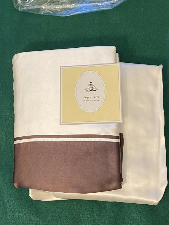 NOS Eastern King Empress Silk Sheet Set 
