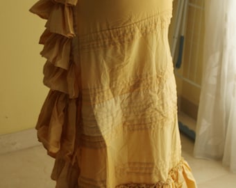 Victorian 1880s Bustle Petticoat with Bum Pad – Authentic Reproduction