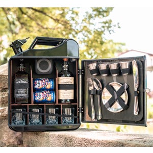 20 L Black Matte Jerry Can Mini Bar, Outdoor Mini Bar with Picnic Set and Glasses, Father's Day Gift, Perfect Gift for Him