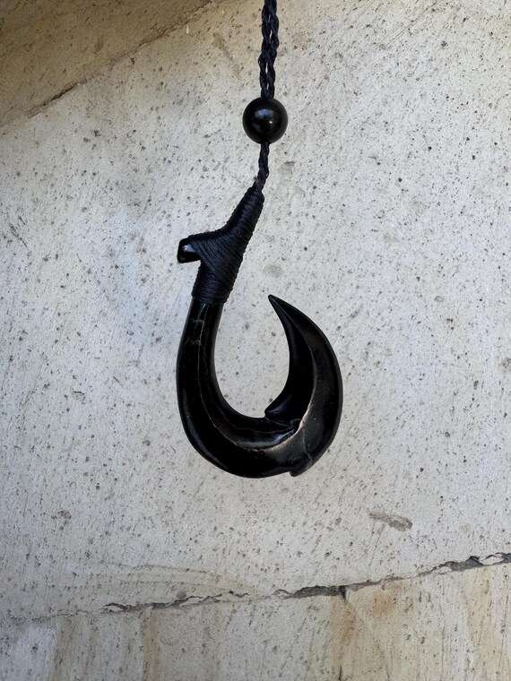 Indonesian Black Jade Fish Hook Pendant: Māori Inspired Hei Matau