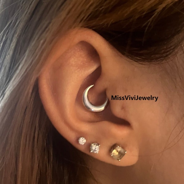 Boucle d'oreille Daith lune en titane 16G ASTM F136/ Créoles épaisses/ Clicker Daith articulé/ Anneau de piercing Daith/ Créole pour cartilage en acier 316L 8/10 mm