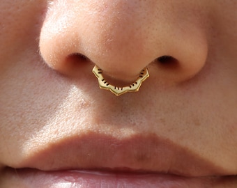 16G 316L stalen bloem septum clicker/scharnierende septum ring/stalen septum ring/goud septum piercing/septum hoepel zilver 1,2 * 8/10 mm zilver goud