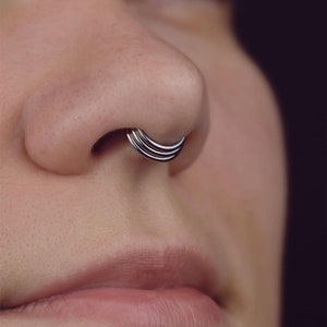 16G Surgical Steel Triple Line Septum Ring/ Stacked Septum Clicker/ Layered Helix ring/ Hinged Septum Hoop/Segment Conch Ring/hinged clicker