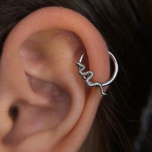 16G Snake Septum Clicker/ Snake Cartilage Earring/ Hinged Daith Hoops/ Snake Daith Ring/ Surgical Steel Hoop/ Daith Piercing/ Datih Earring