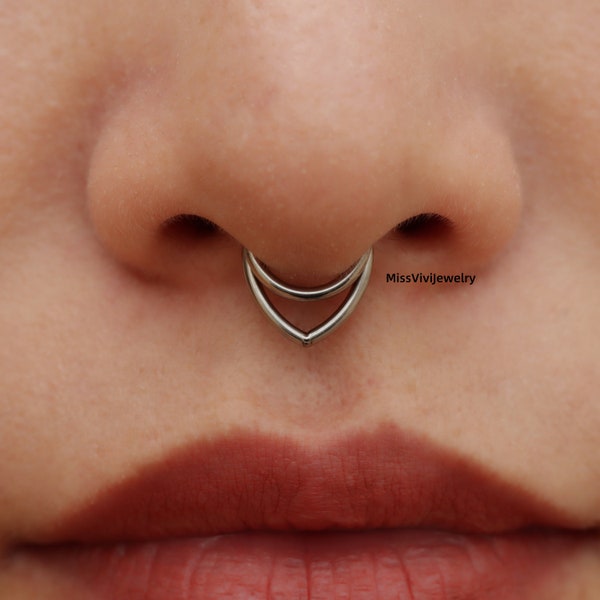 Anneau de septum empilé en titane 16G ASTM F136/ Double cliquet de septum/ Piercing de septum en couches/ Anneau de septum articulé en argent/ Aspect double septum