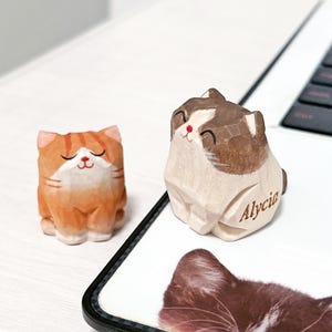 Hand Carving Wooden Cat Sculpture,Personalized Name Cat Sculpture,Cat Ornaments,Gift For Her,Desk Decor,Cat Lover Gift,Birthday Gift