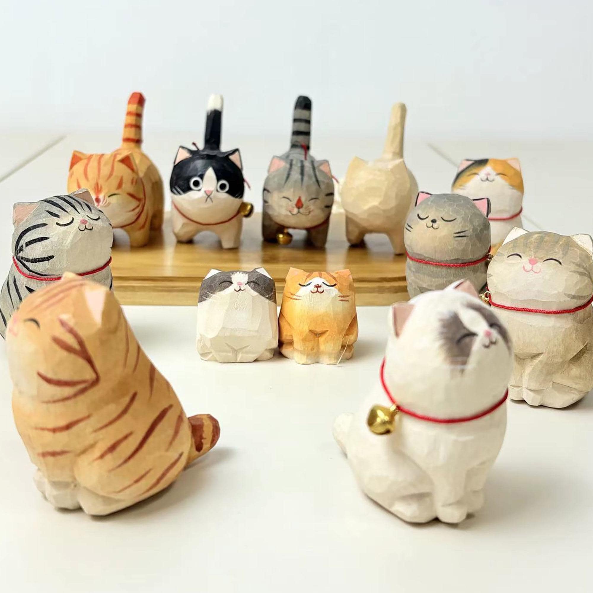 Handmade Wooden Cat Figurine,Hand-Carved Wood Cat,Minimalist Cat Ornament,Unique Cat Lover Gift,Christmas Gifts