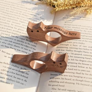 Portapáginas de madera personalizado, regalo para amantes de los libros, grabado de texto personalizado, accesorio para libros, regalos de Navidad