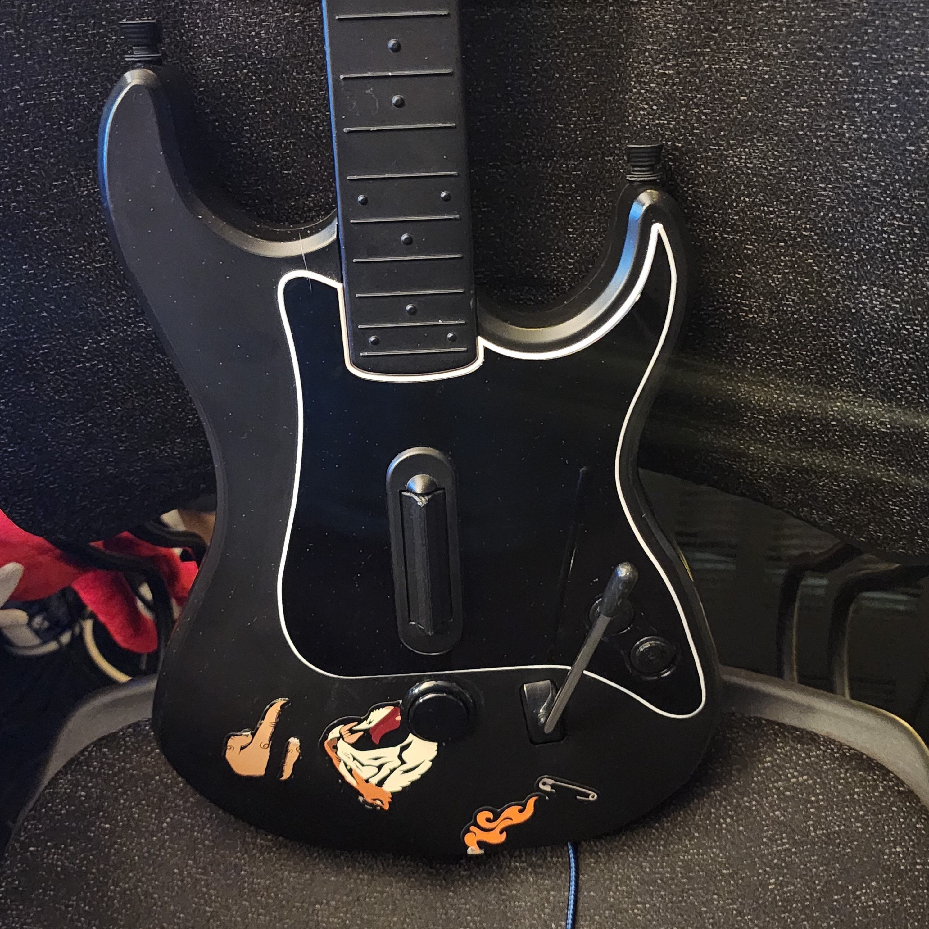 Making some custom guitar hero guitars with Pi Picos : r/raspberry_pi