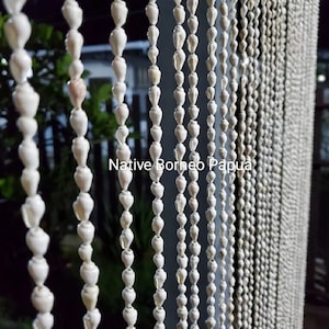 Broken white shells curtains ,Shell Curtain for Doorway: Window Curtains,Ocean Breeze,Shell Door,Boho Garland,Shell Room Divider