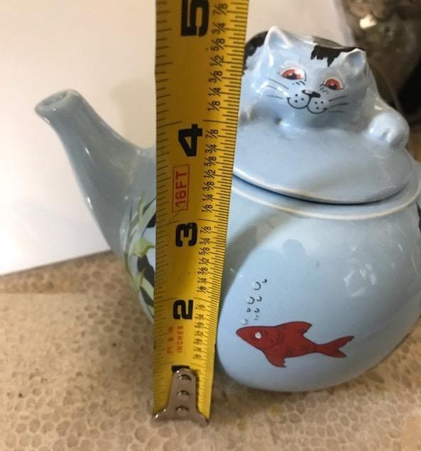 Wade England, Whimsical Teapots, Feline Collection Designed by Judith