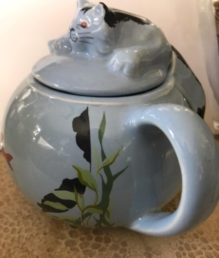 Wade England, Whimsical Teapots, Feline Collection Designed by Judith