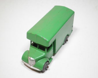 NO 17 BEDFORD REMOVALS VAN MATCHBOX SERIES A MOKO