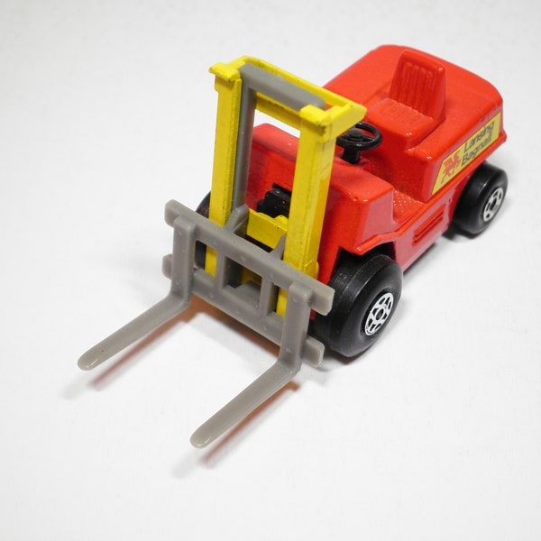 Camion Chariot élévateur Matchbox Superfast N°15 - Neuf - Jouet Miniature Rouge Et Jaune