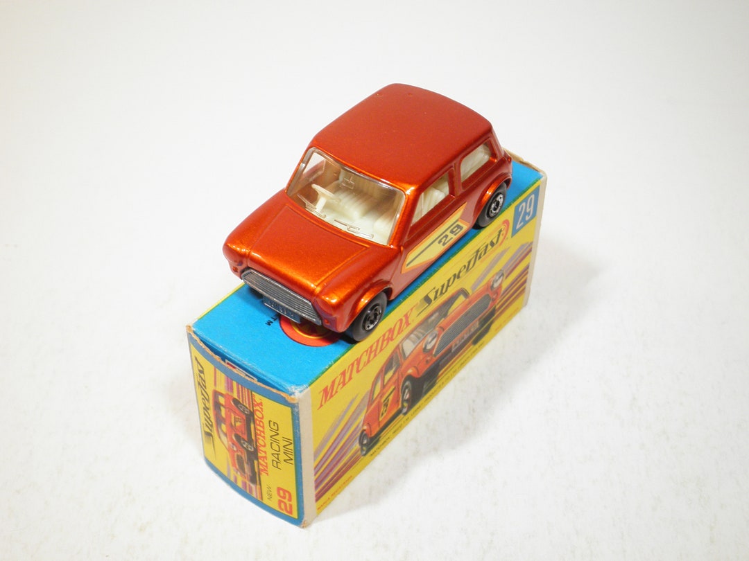 Lesney Matchbox Superfast Land Rover Fire Truck No.57 1966