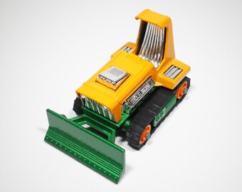 Matchbox Superfast No. 64 Slingshot Dragster, 2 Color Variants