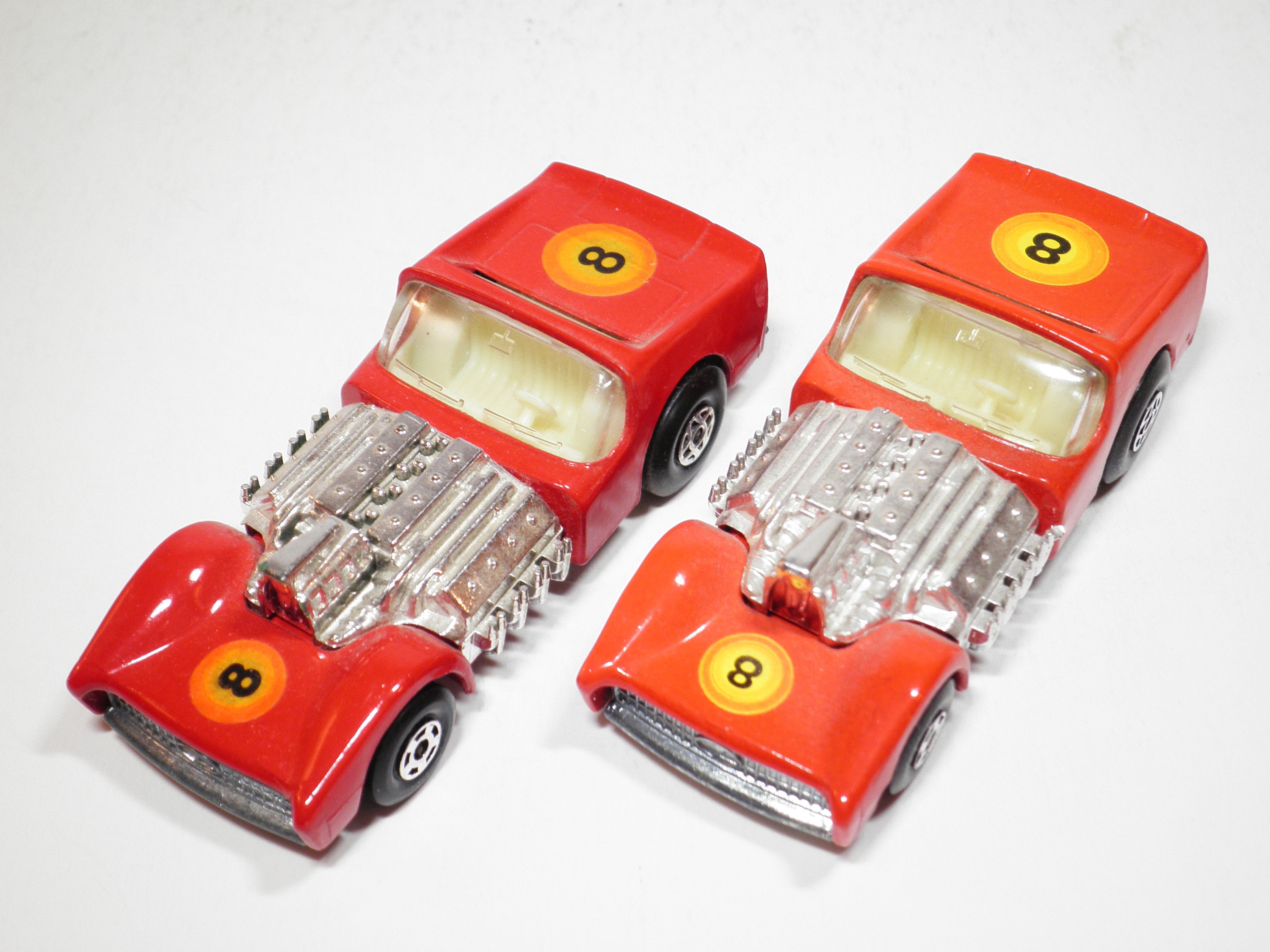 Matchbox Superfast No. 19 Road Dragster, 2 Variants, DK & LT Red