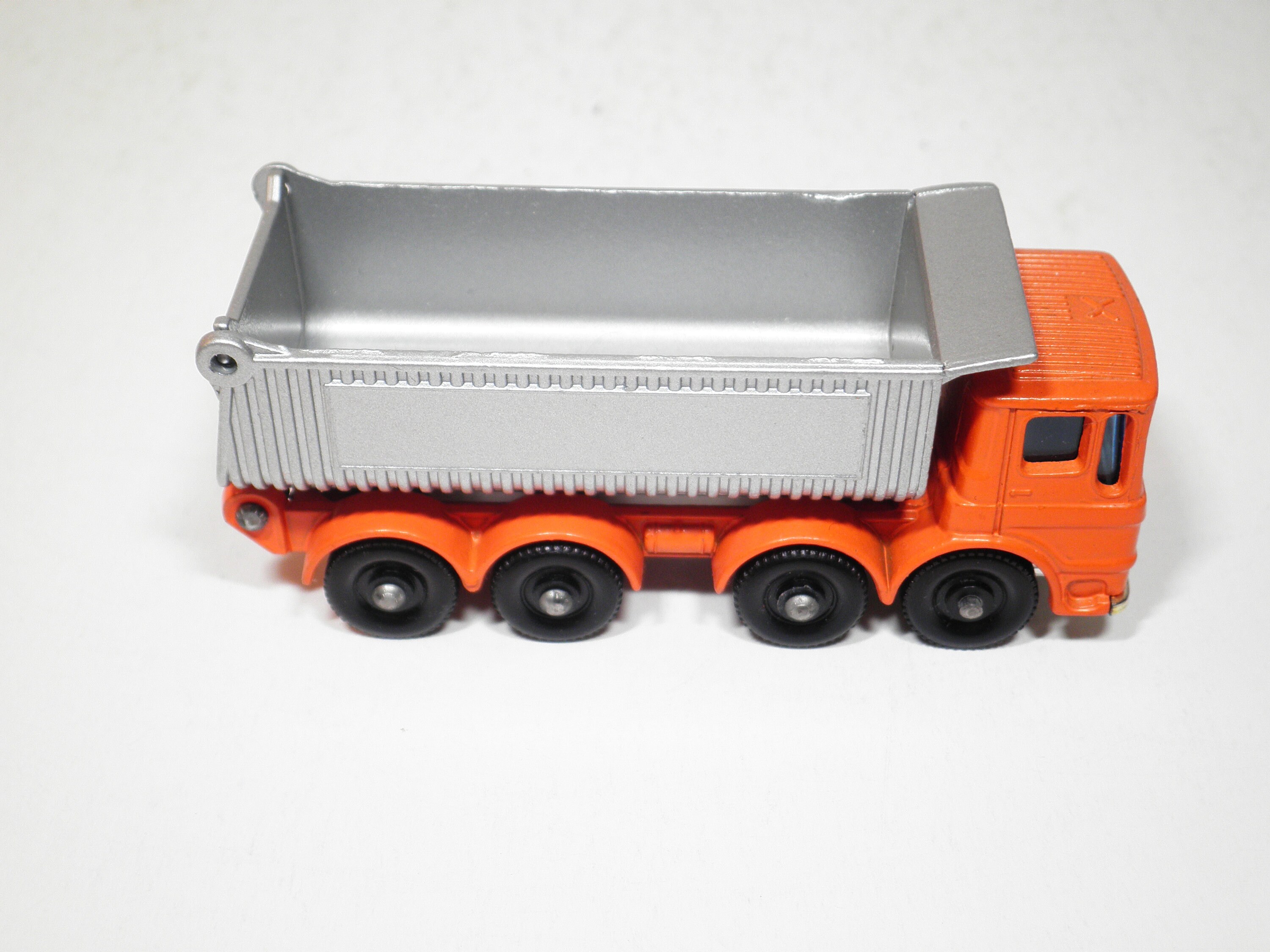 MATCHBOX マッチボックスNo51 8WHEEL TIPPER Matchbox 
