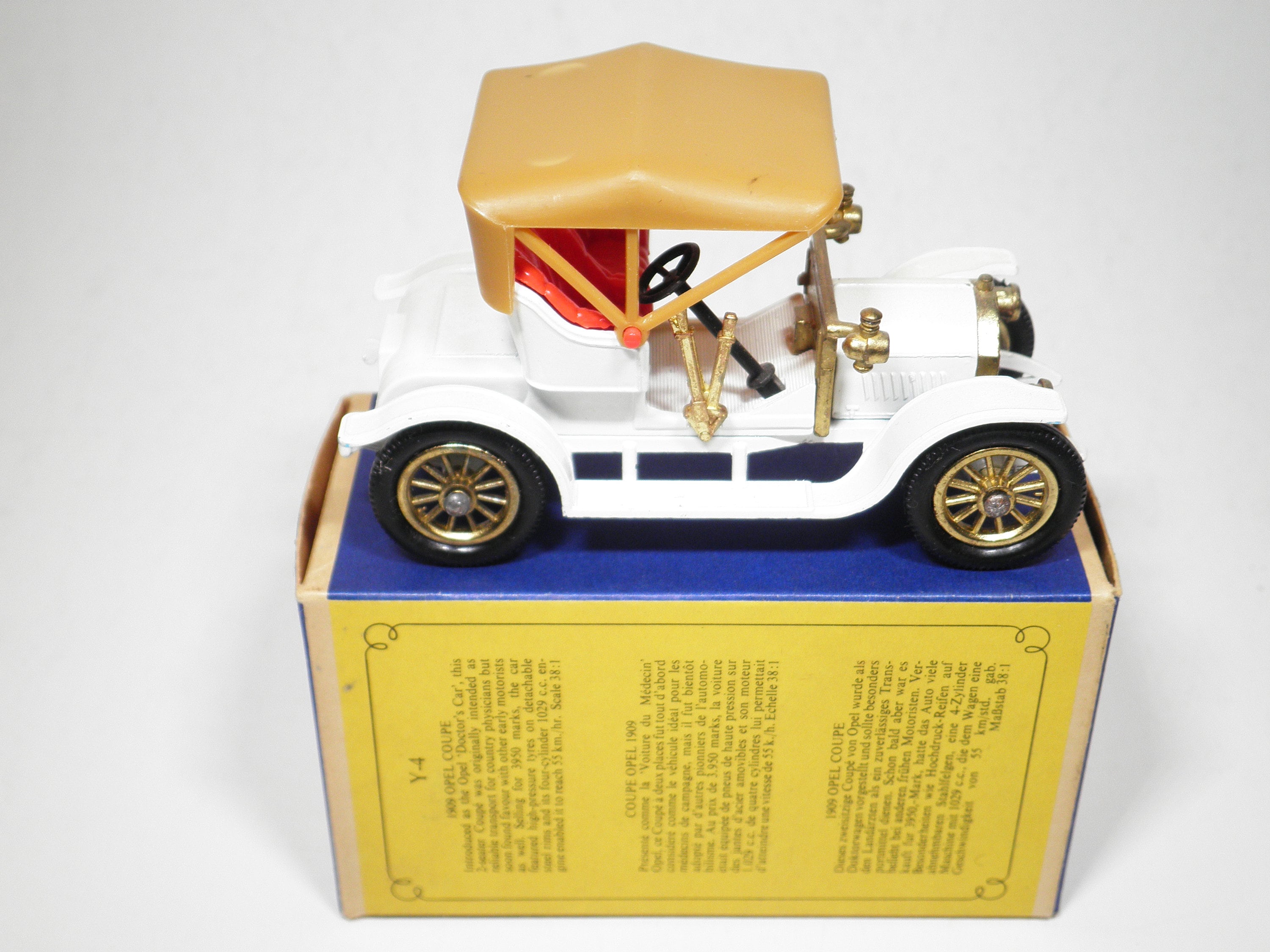 Matchbox Models of Yesteryear, No Y-4 1909 Opel Coupe, White