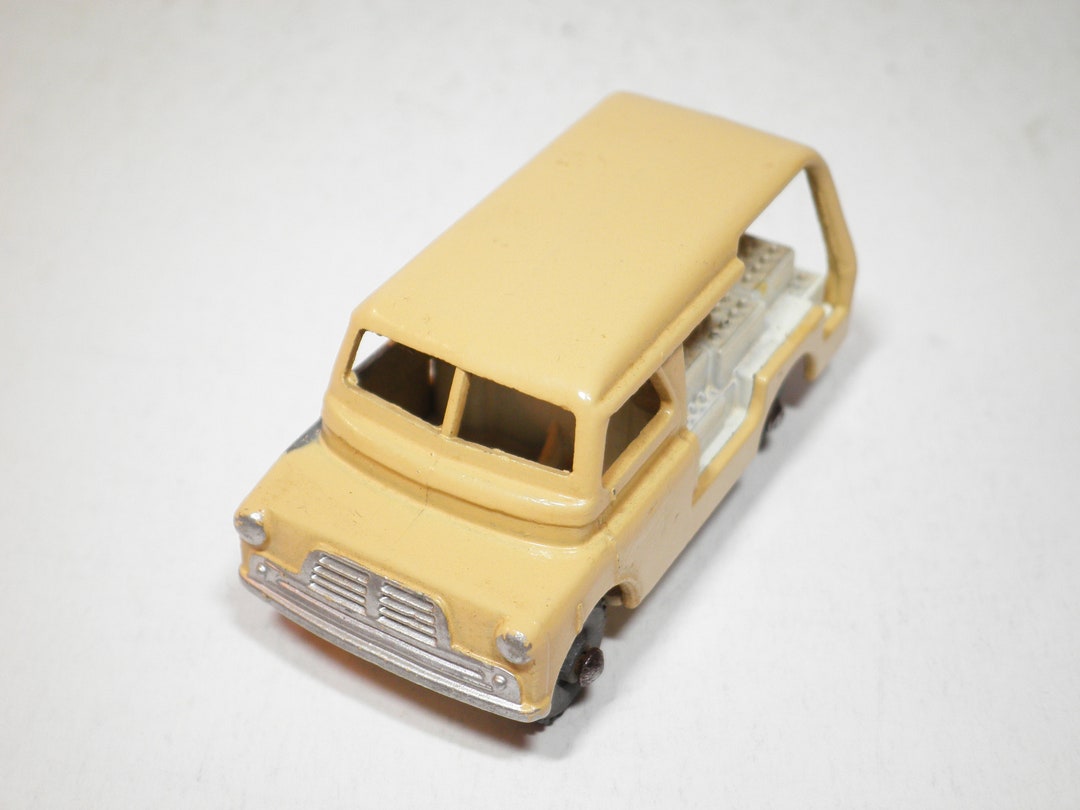Rare Matchbox Series Toys No. 21, Milk Delivery Truck Superb