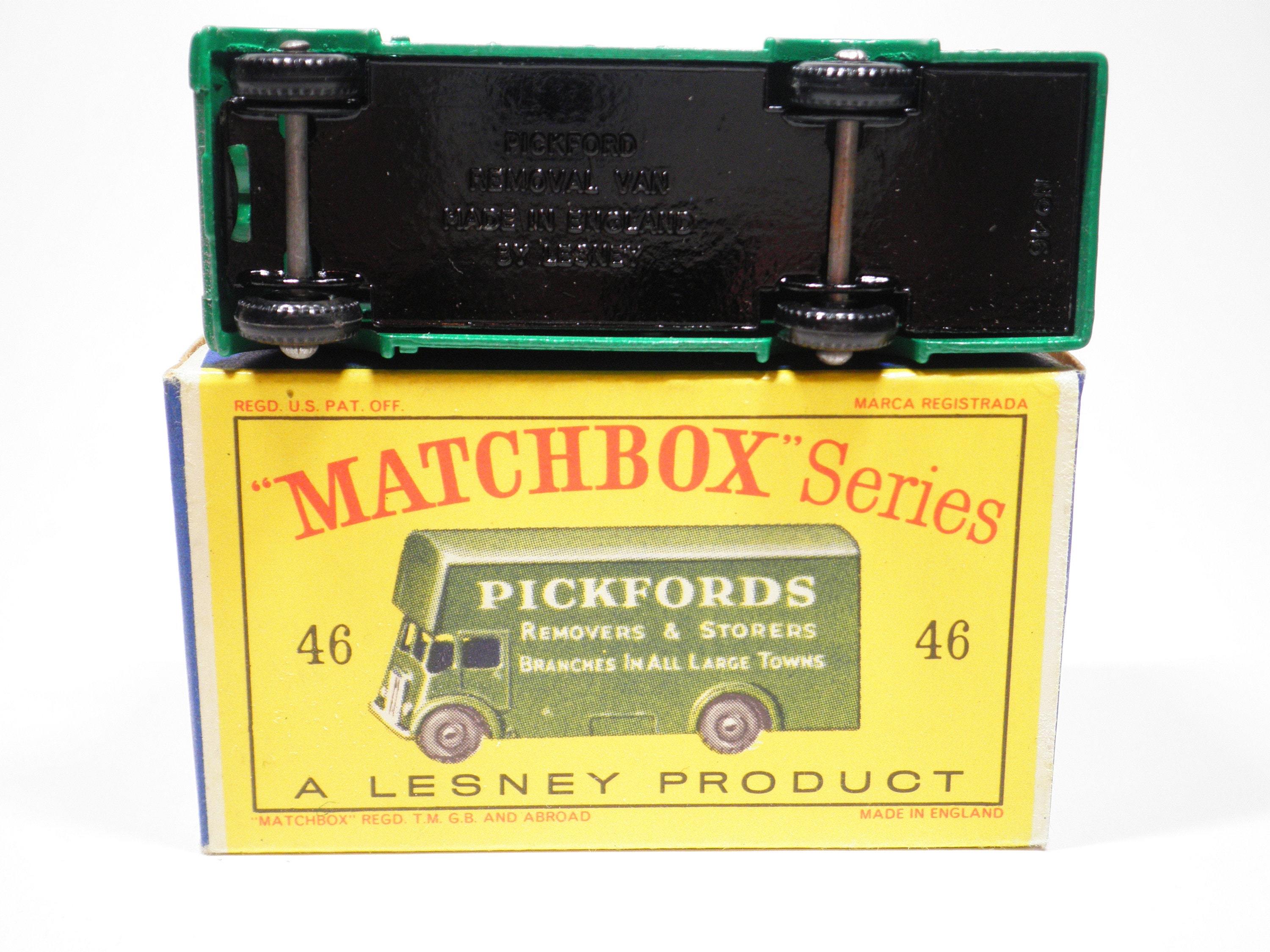 MATCHBOX No.46 PICKFORD REMOVAL VAN