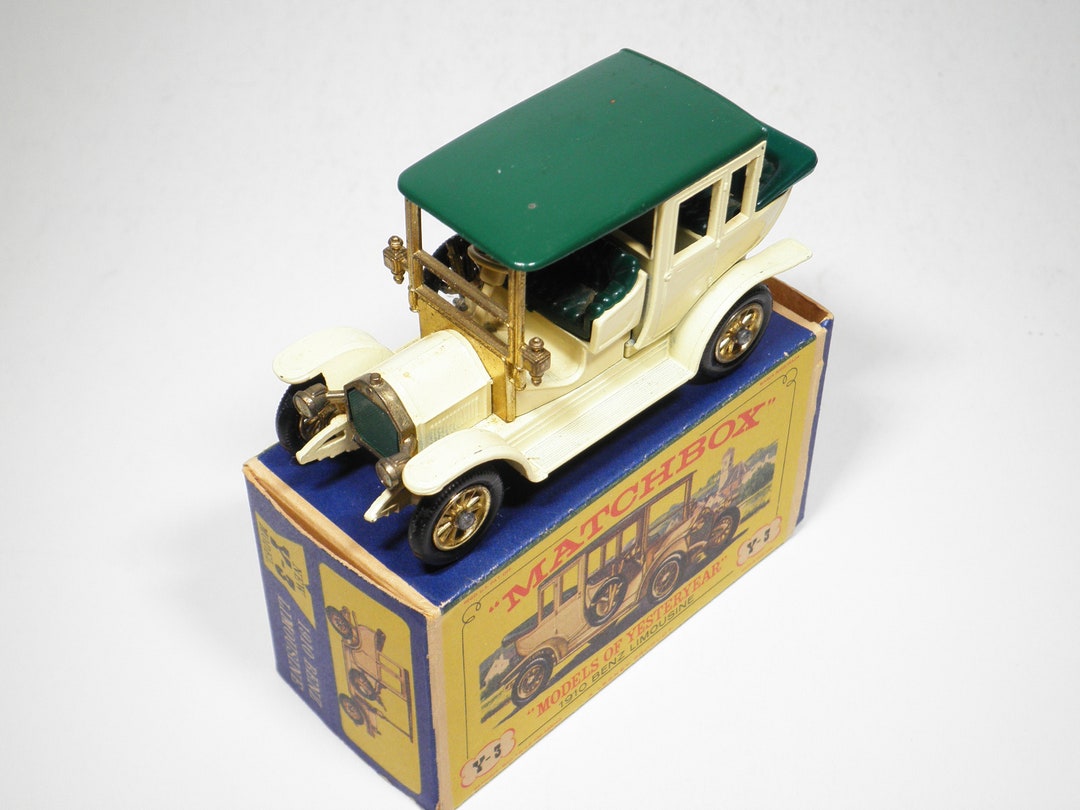 Matchbox Models of Yesteryear, No Y3, 1910 Benz Limousine, Cream/green Variant, Mint With
