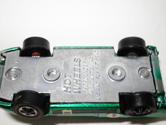 Hot Wheels Redline 1967 Ford J-car, Green, USA Base