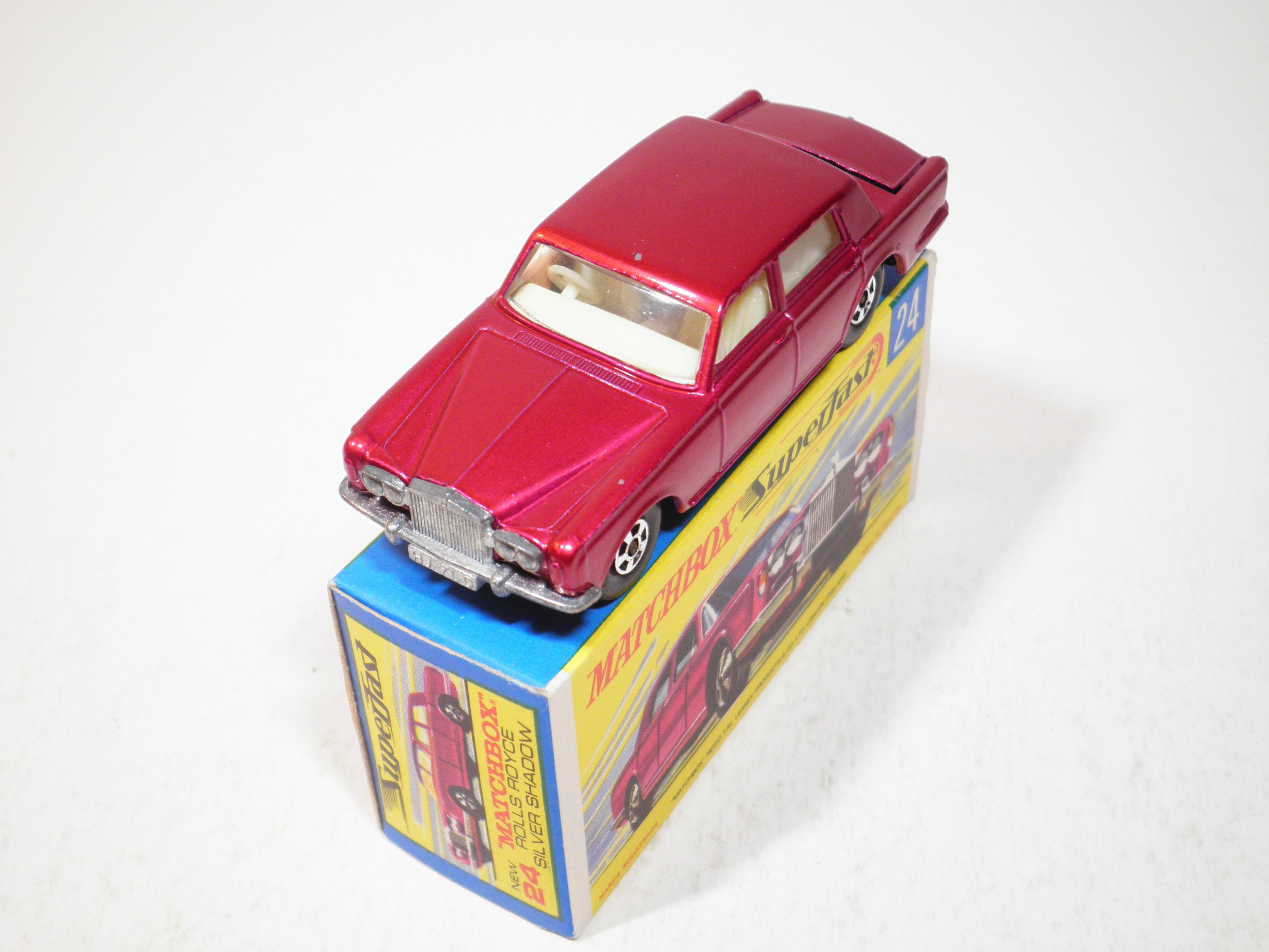 Matchbox series no 24 rolls royce silver sales shadow