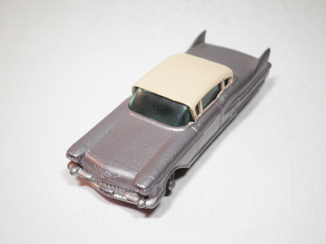Matchbox 1:76 - 7 - Miniatura de carro - Lesney Cadillac Sixty Special