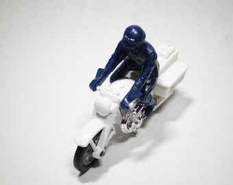 Matchbox Superfast No 33 Police Motorcycle Like New NO BOX