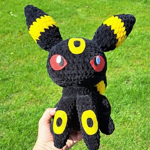 Umbreon crochet plush