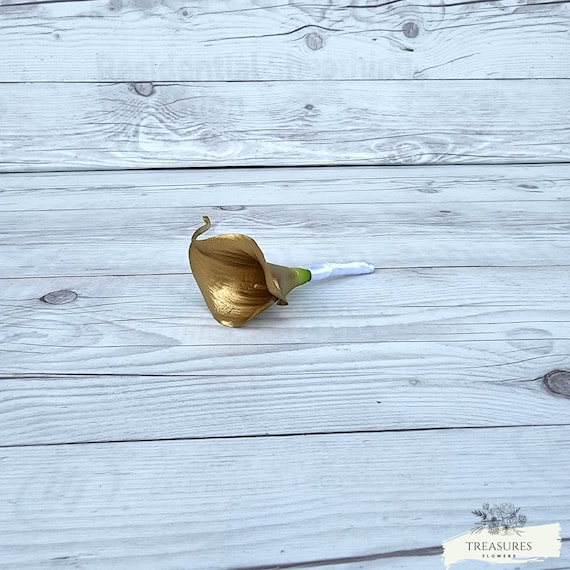 Calla Boutonniere, Gold Boutonniere, Lily Boutonniere, Rustic Wedding, Wedding Boutonniere, Tropical Boutonniere, Silk Boutonniere.