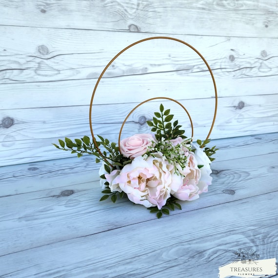 Hoop Centerpiece, floral hoop centerpiece, blush centerpiece, wedding centerpiece, wedding decor, wedding flower, artificial flower hoop.